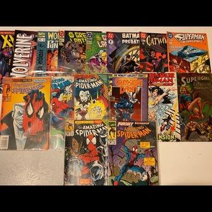 16 Comic Books Variety Lot #2 - Marvel/DC Comics